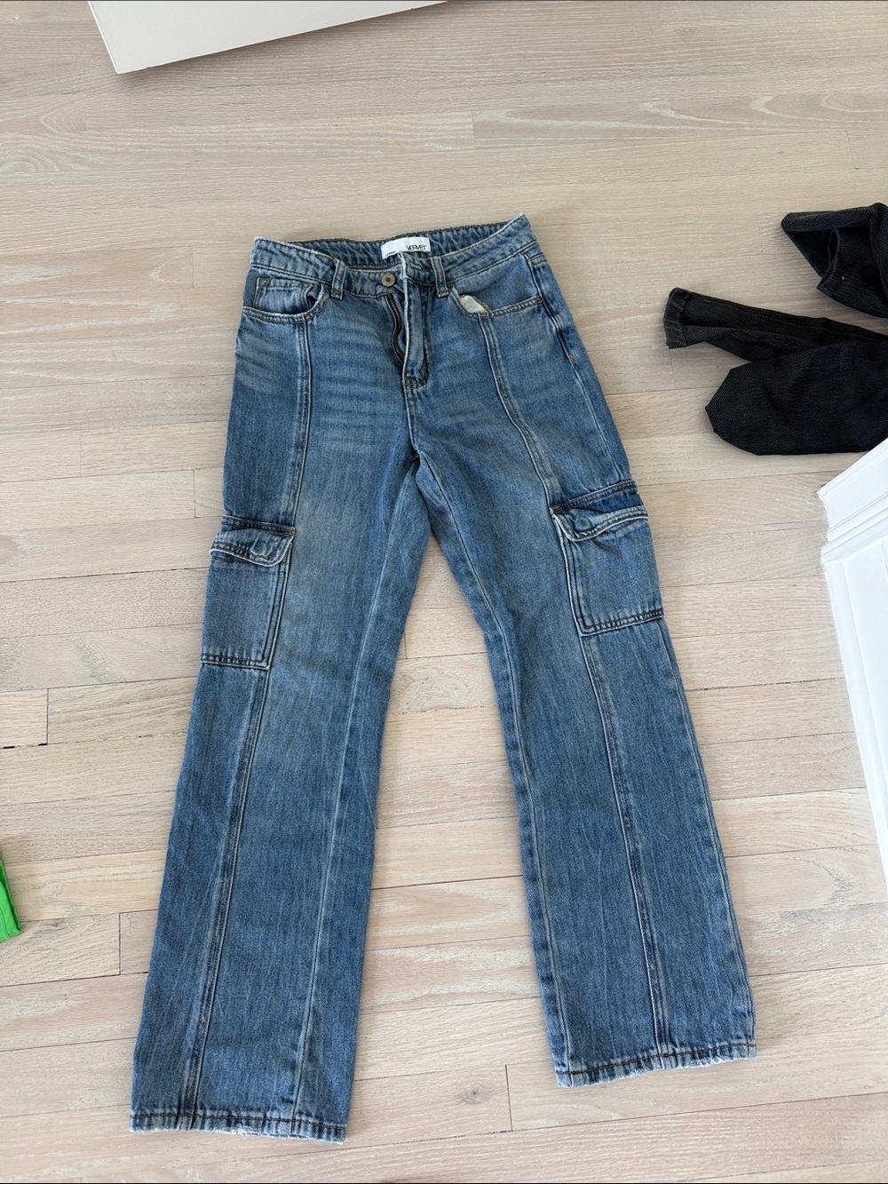 Vervet Women's Blue Wide-Leg Cargo Jeans